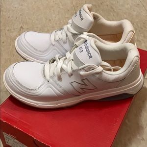 Women’s New Balance walking marche sneaker as 11